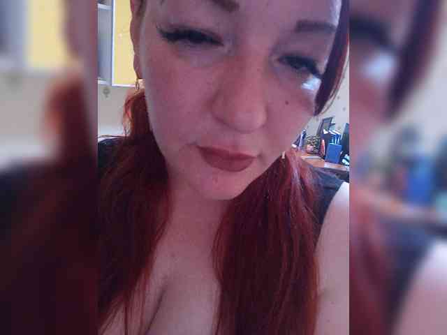 MiaLovely webcam