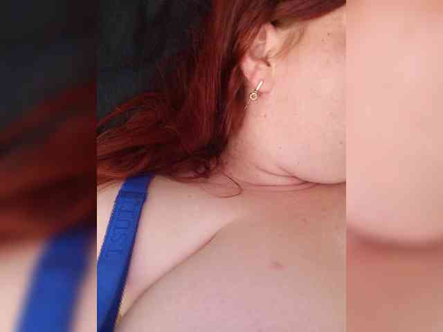 MiaLovely webcam