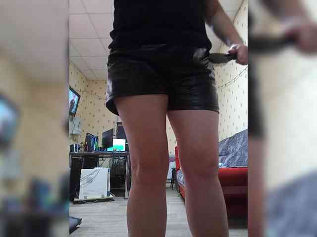 MiaLovely webcam