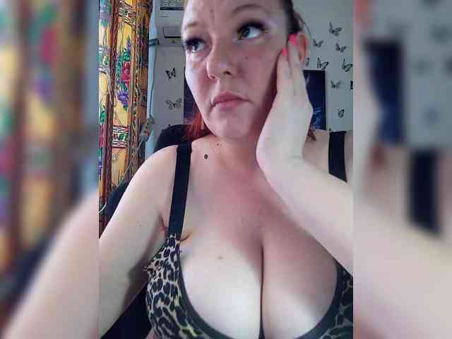 MiaLovely webcam