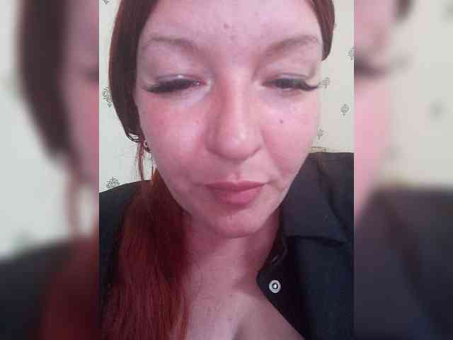 MiaLovely webcam