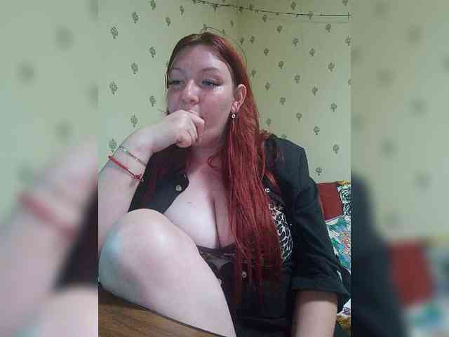 MiaLovely webcam