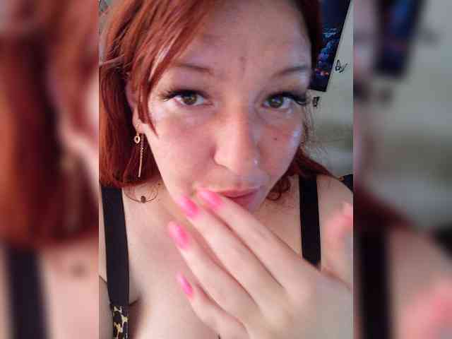 MiaLovely webcam