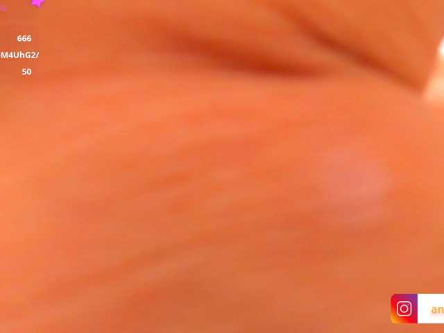 Anyssia live cam on BongaCams