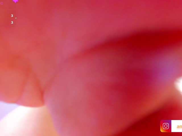Anyssia live cam on BongaCams