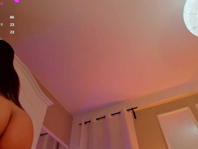 Anyssia live cam on BongaCams