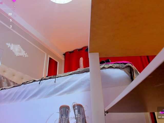 Anyssia live cam on BongaCams