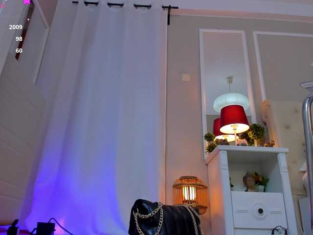 Anyssia live cam on BongaCams