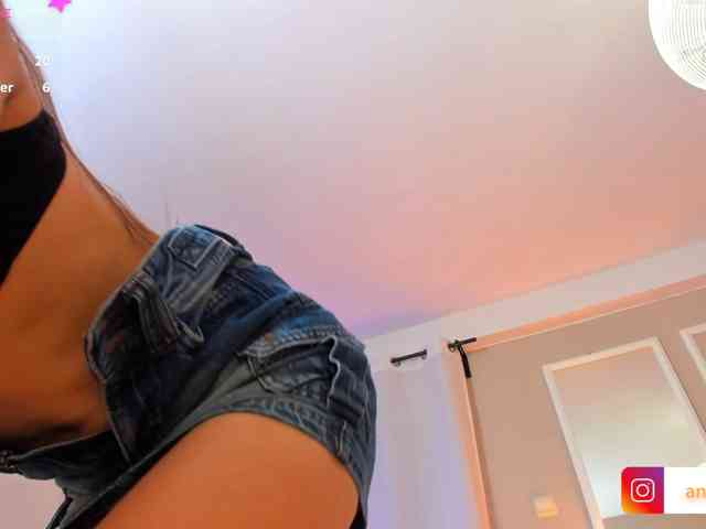 Anyssia webcam