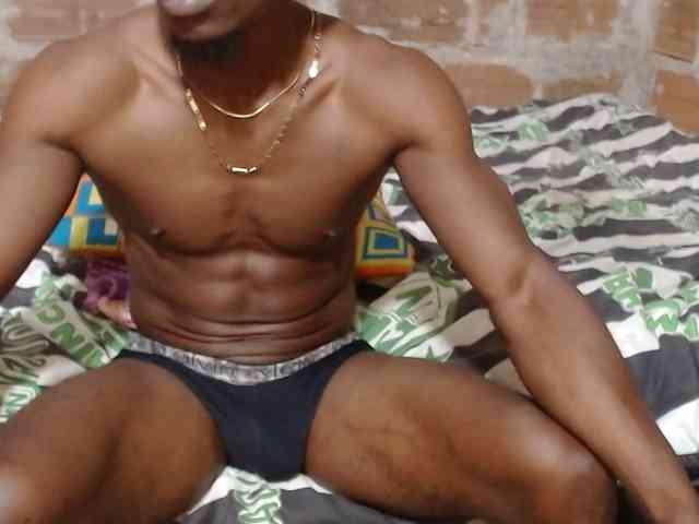 Elmiltonnjakeeso Elmiltonnjakeeso