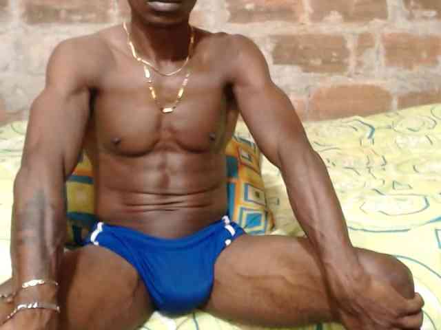 Elmiltonnjakeeso Elmiltonnjakeeso