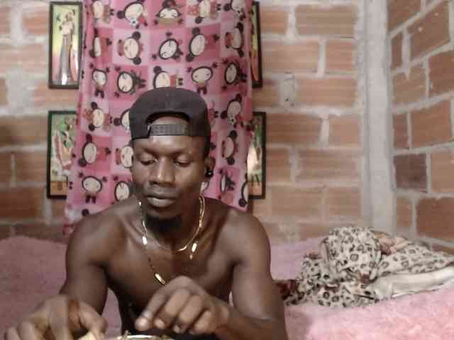 Elmiltonnjakeeso Live Webcam on BongaCams