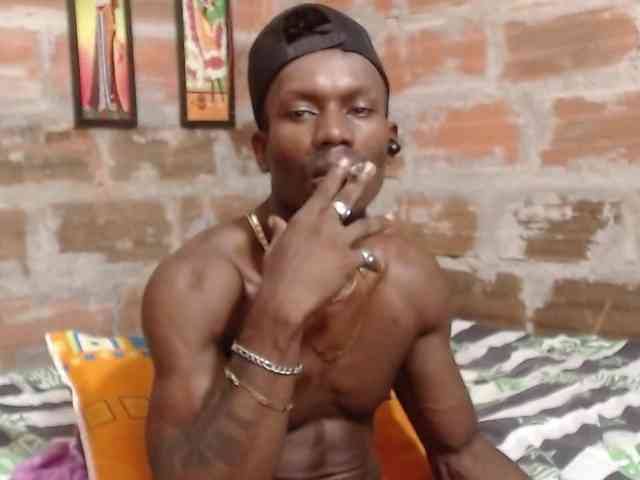 Elmiltonnjakeeso Elmiltonnjakeeso