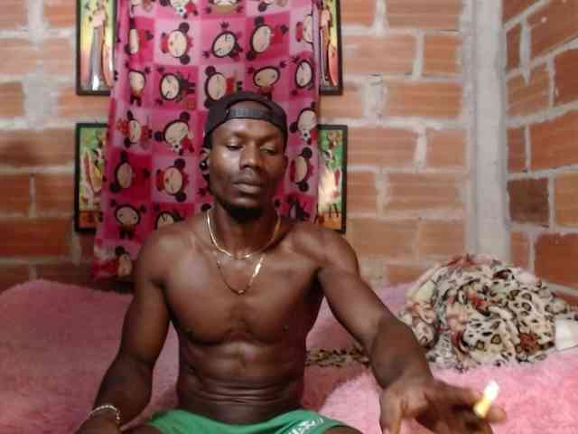 Elmiltonnjakeeso Live Webcam on BongaCams