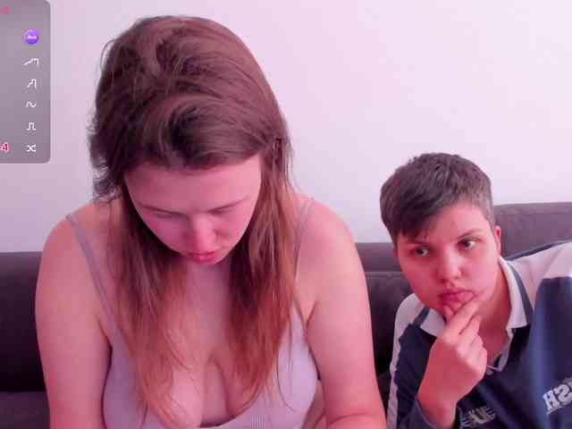 TenderlyGirls webcam