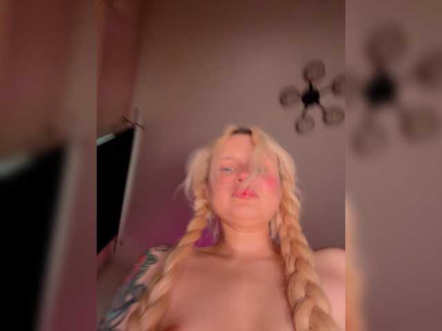 Live трансляция LuxBby - slutnetki.online