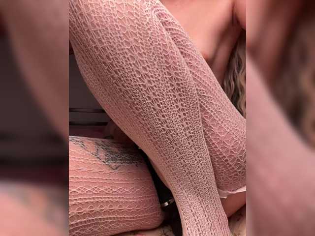 LuxBby live cam on BongaCams