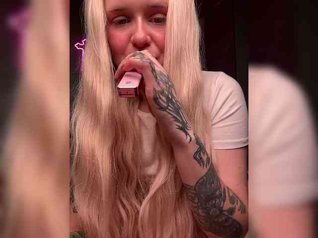 LuxBby webcam