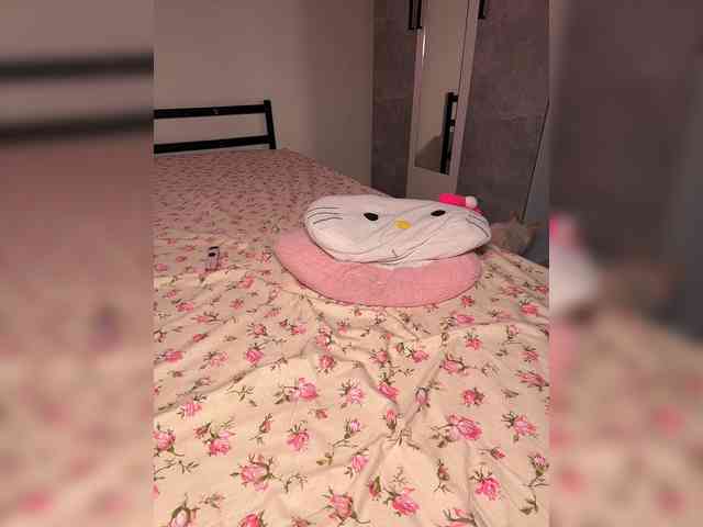 LuxBby webcam