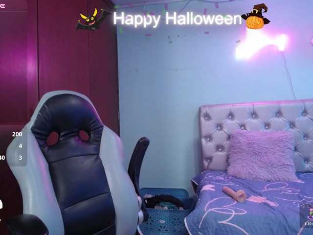noelia-milf19 live cam preview