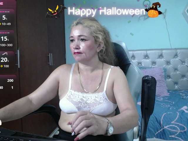 noelia-milf19 live cam on BongaCams