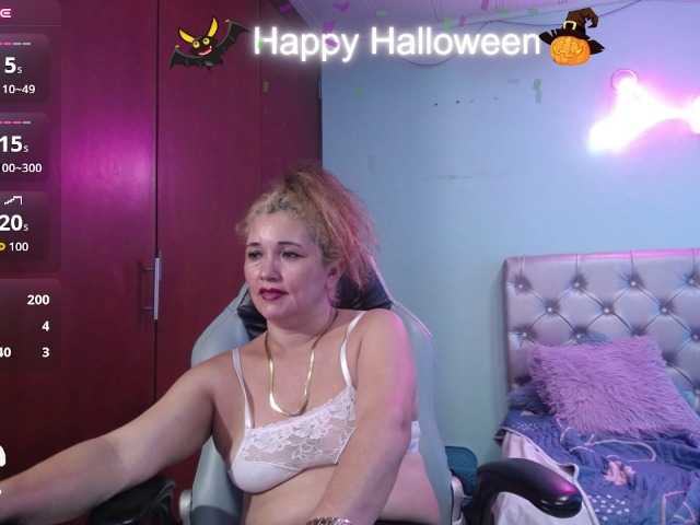 noelia-milf19 live cam on BongaCams