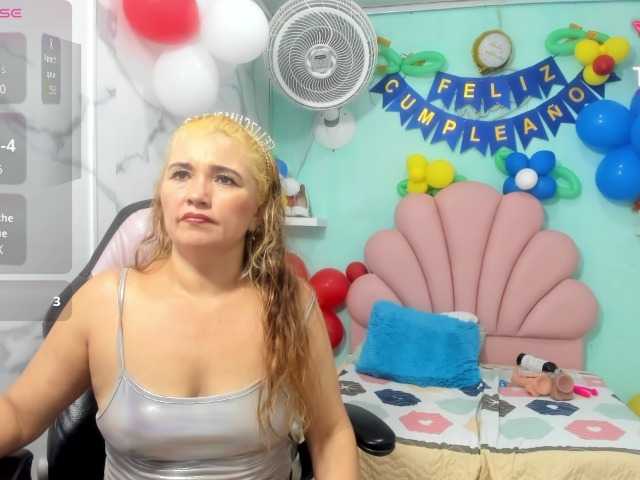 noelia-milf19 live cam on BongaCams