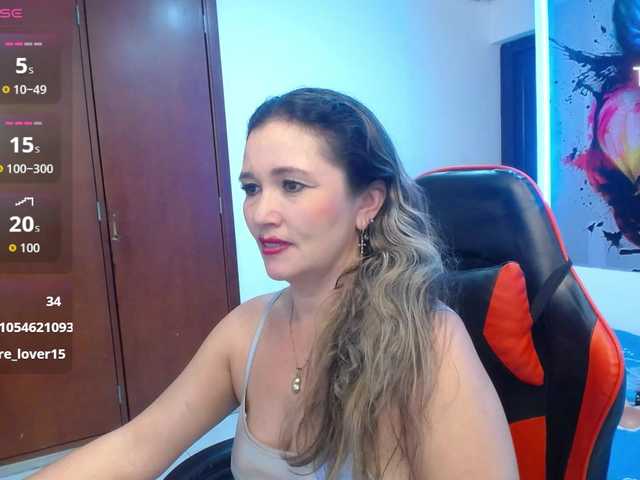 noelia-milf19 live webcam show