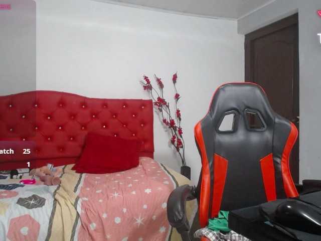 noelia-milf19 live cam on BongaCams