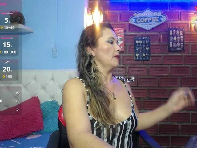 noelia-milf19 live cam on BongaCams