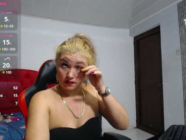 noelia-milf19 live cam on BongaCams