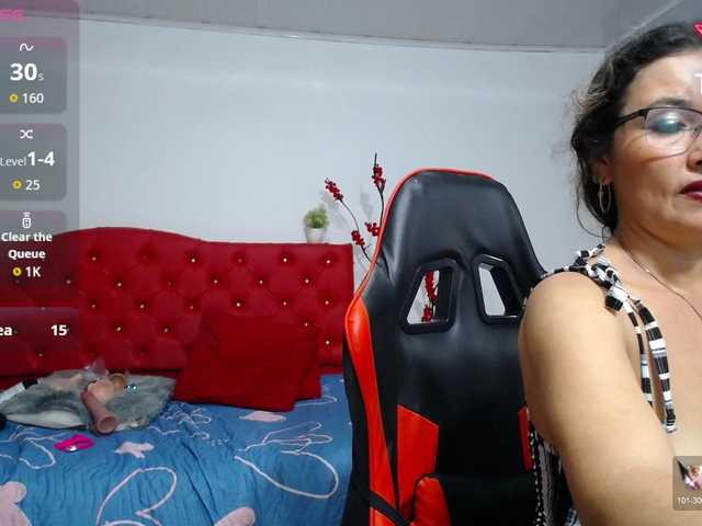 noelia-milf19 live cam on BongaCams