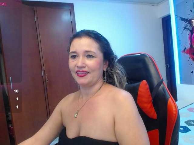 noelia-milf19 online