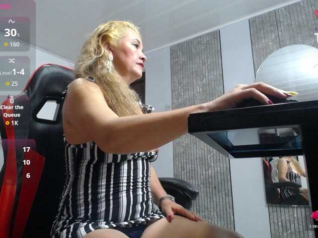 noelia-milf19 live cam on BongaCams