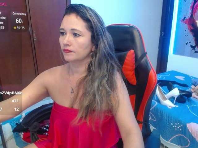 noelia-milf19 live sex show