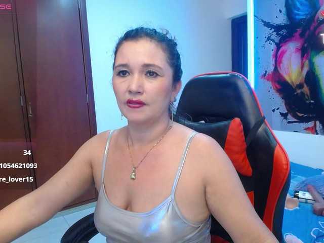 noelia-milf19 live webcam show
