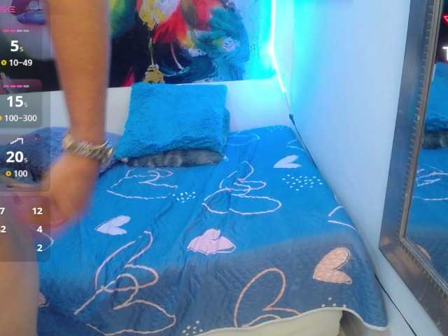 noelia-milf19 live cam on BongaCams