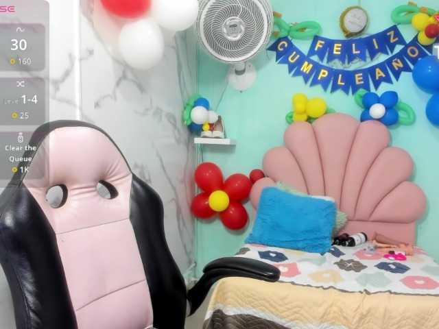 noelia-milf19 live cam preview