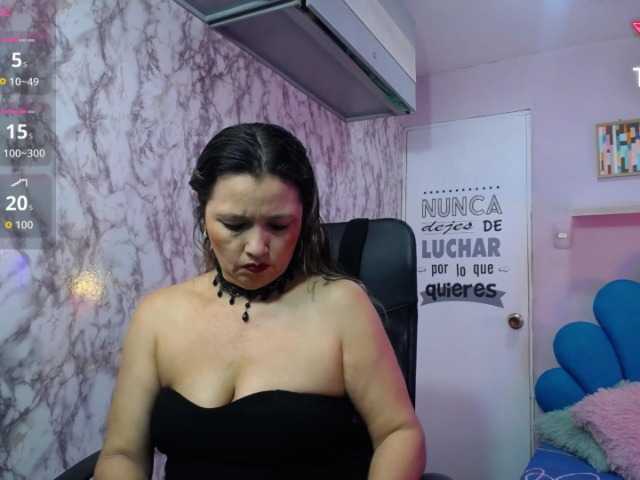 noelia-milf19 live cam