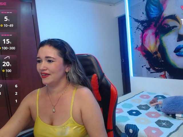noelia-milf19 online
