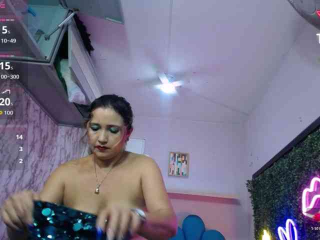 noelia-milf19 Live Webcam on BongaCams