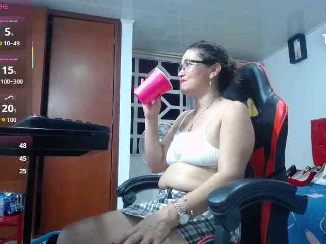 noelia-milf19