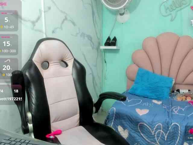 noelia-milf19 webcam