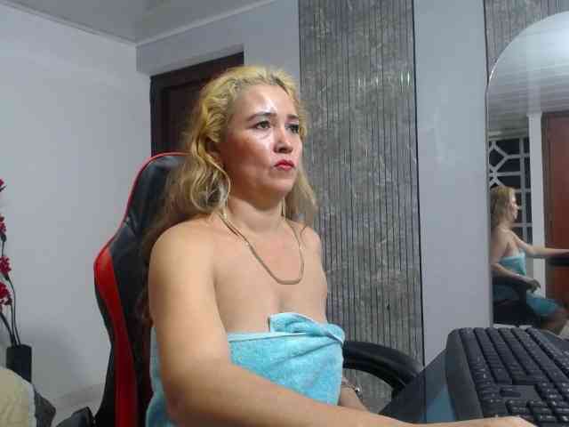 noelia-milf19