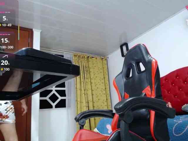 noelia-milf19 webcam