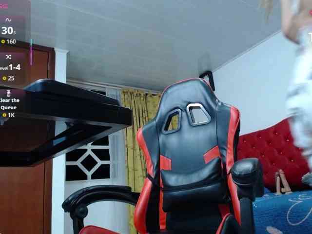 noelia-milf19 webcam