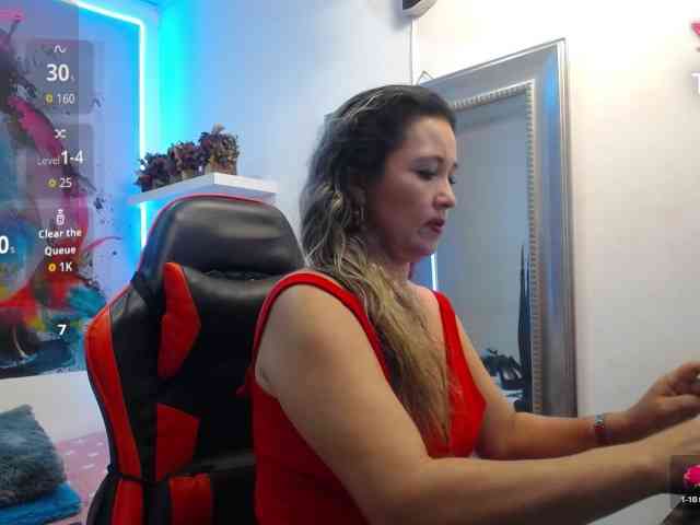 Model: noelia-milf19
