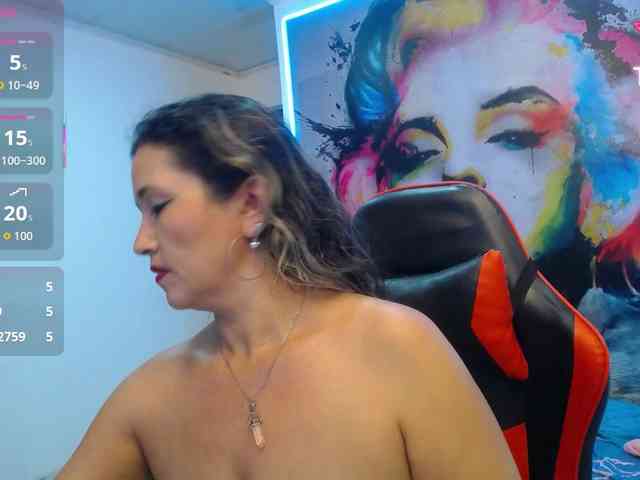 noelia-milf19 webcam