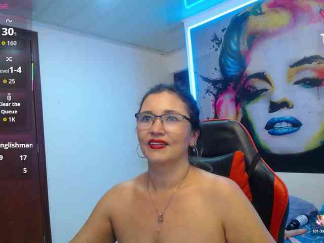 noelia-milf19 webcam