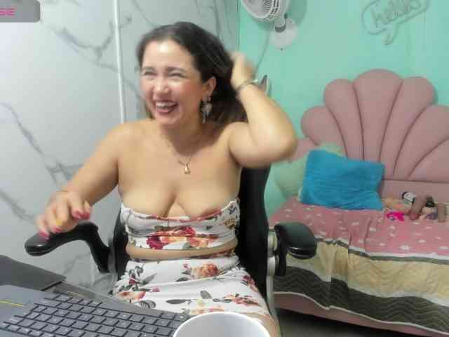 noelia-milf19